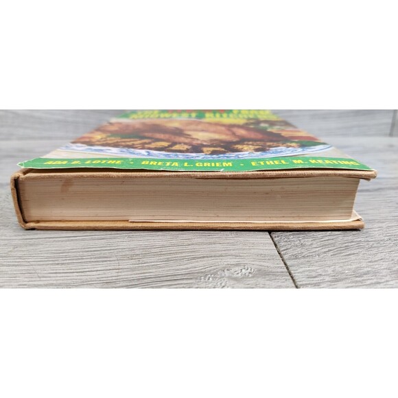 The Best From Midwest Kitchens by Lothe, Griem and Keating 1946-Cookbook - Picture 4 of 15